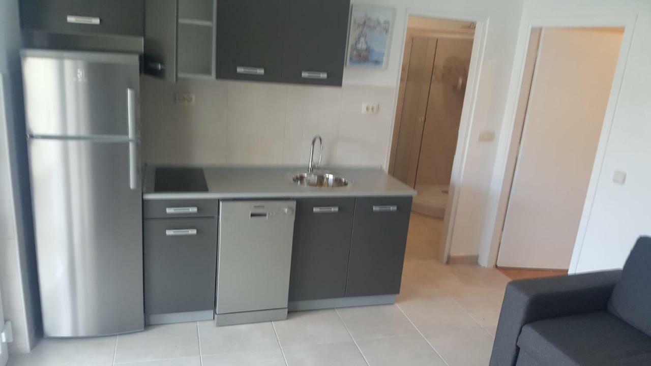 Apartments Paradiso Murter Extérieur photo